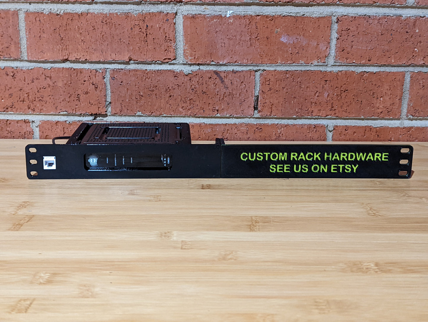 Surfboard SB8200 / SB6190 / SB6141 / CM8200 Cable Modem Rack Mount (Modular)