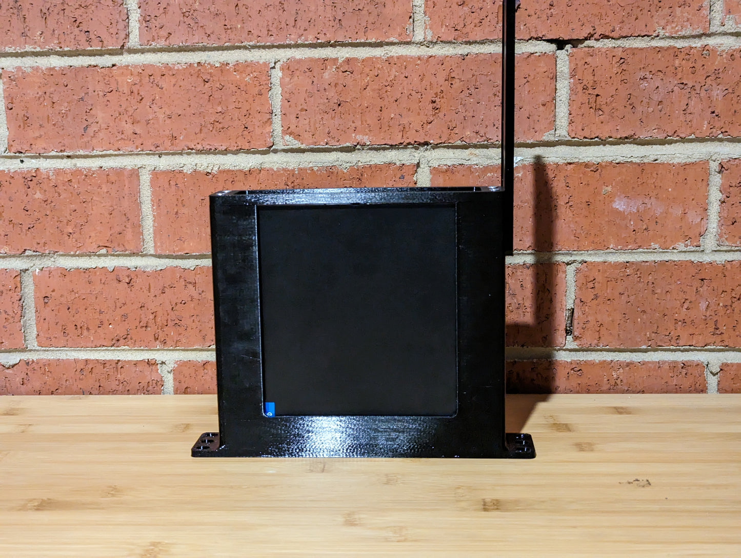 Rack mount for HP Elite Mini Desktop (10-Inch)