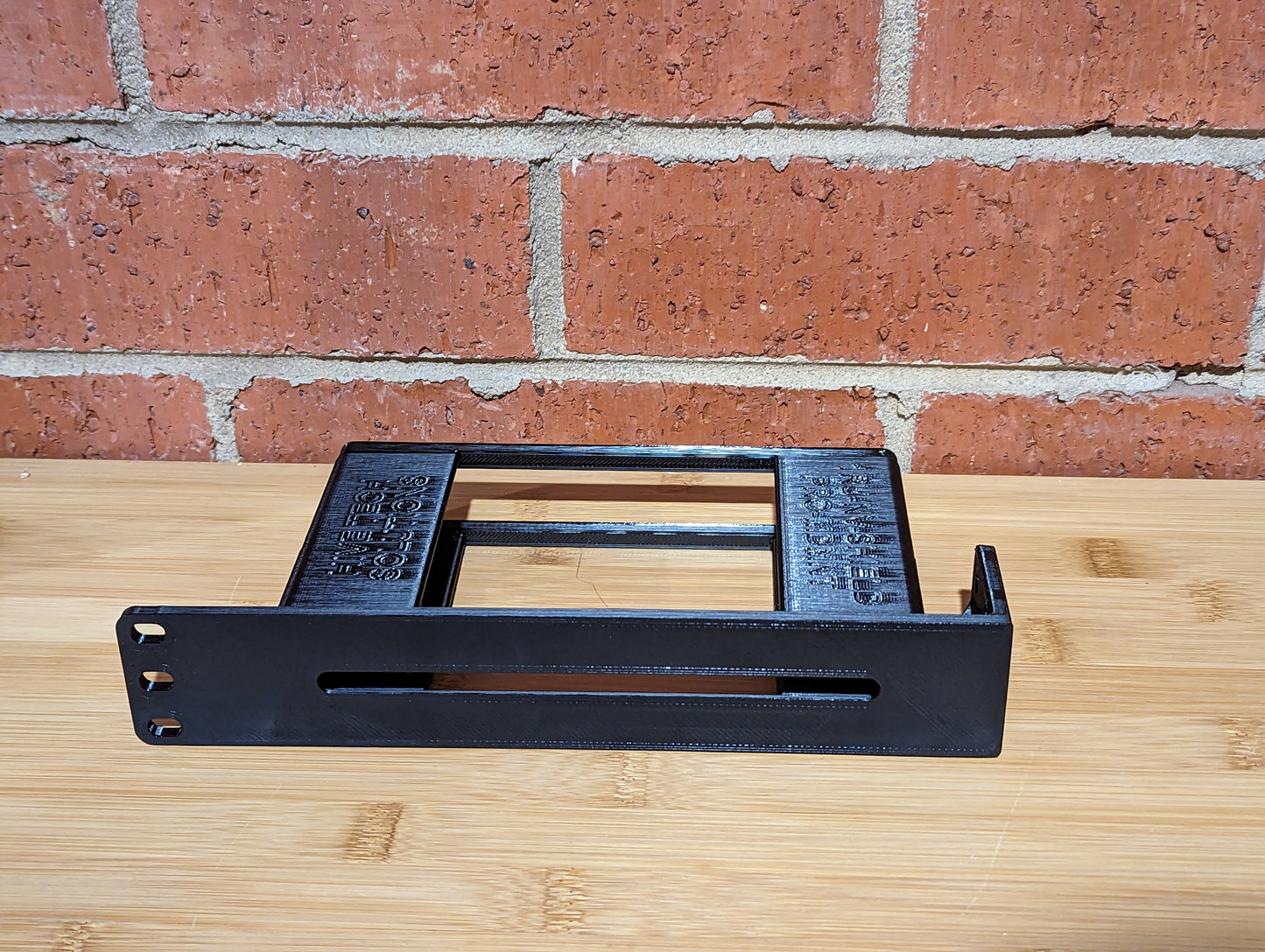 Rack mount for Nvidia SHIELD TV Pro (Modular)