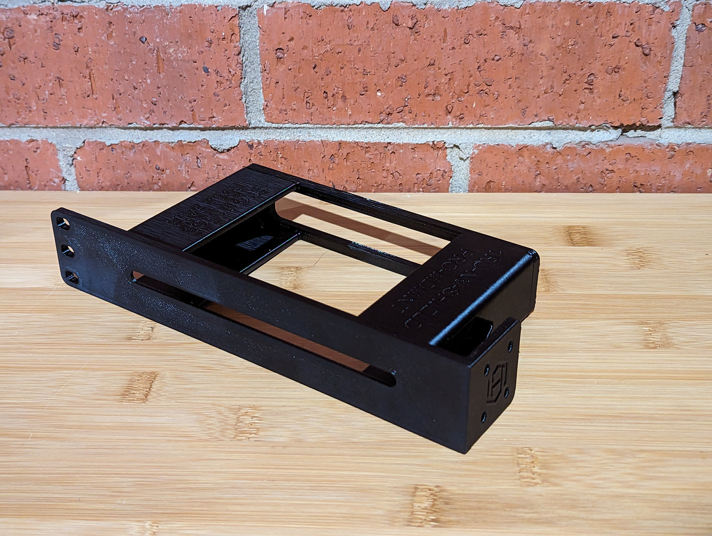 Rack mount for Nvidia SHIELD TV Pro (Modular)