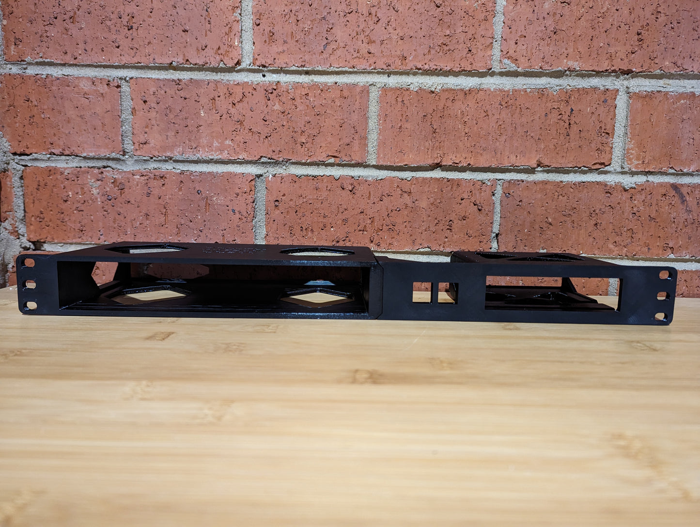 TP-Link Omada ER7206/ER707-M2 and OC200 Rack Mount