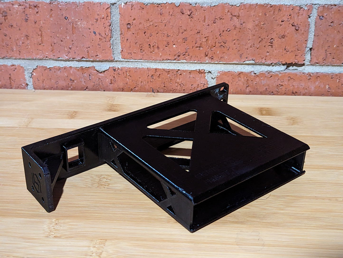 Rack mount for Ubiquiti Cloud Key Gen2 Plus (Modular)