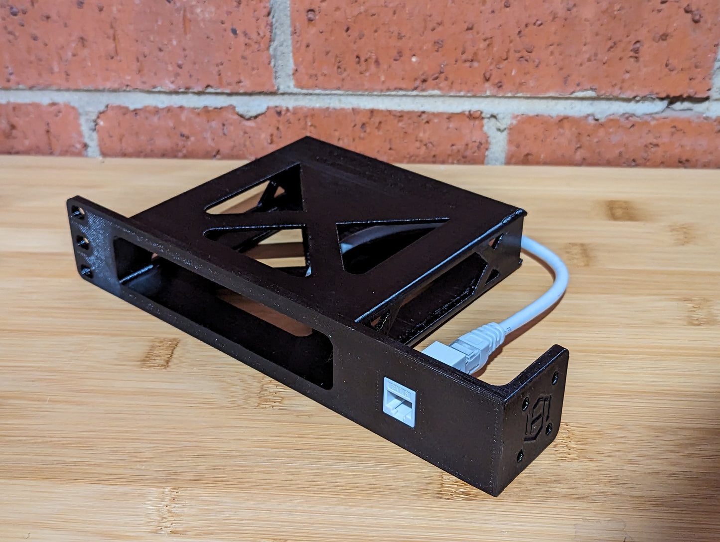 Rack mount for Ubiquiti Cloud Key Gen2 Plus (Modular)