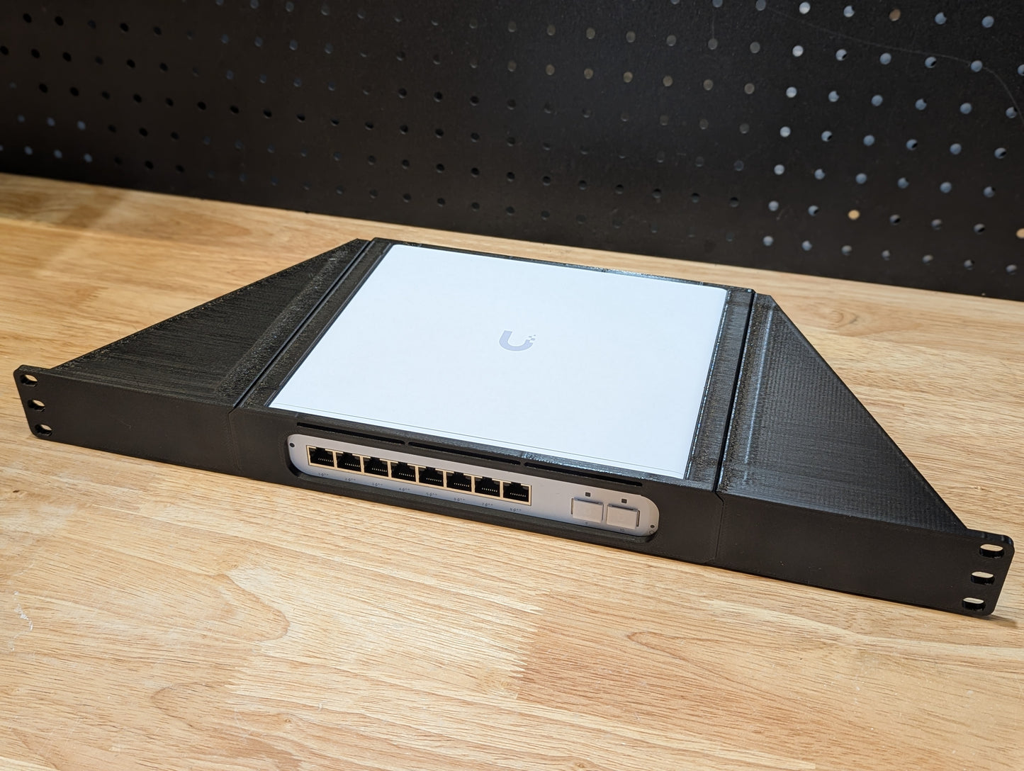 Rack mount for Ubiquiti Unifi Pro XG 8 PoE 10Gbps Switch