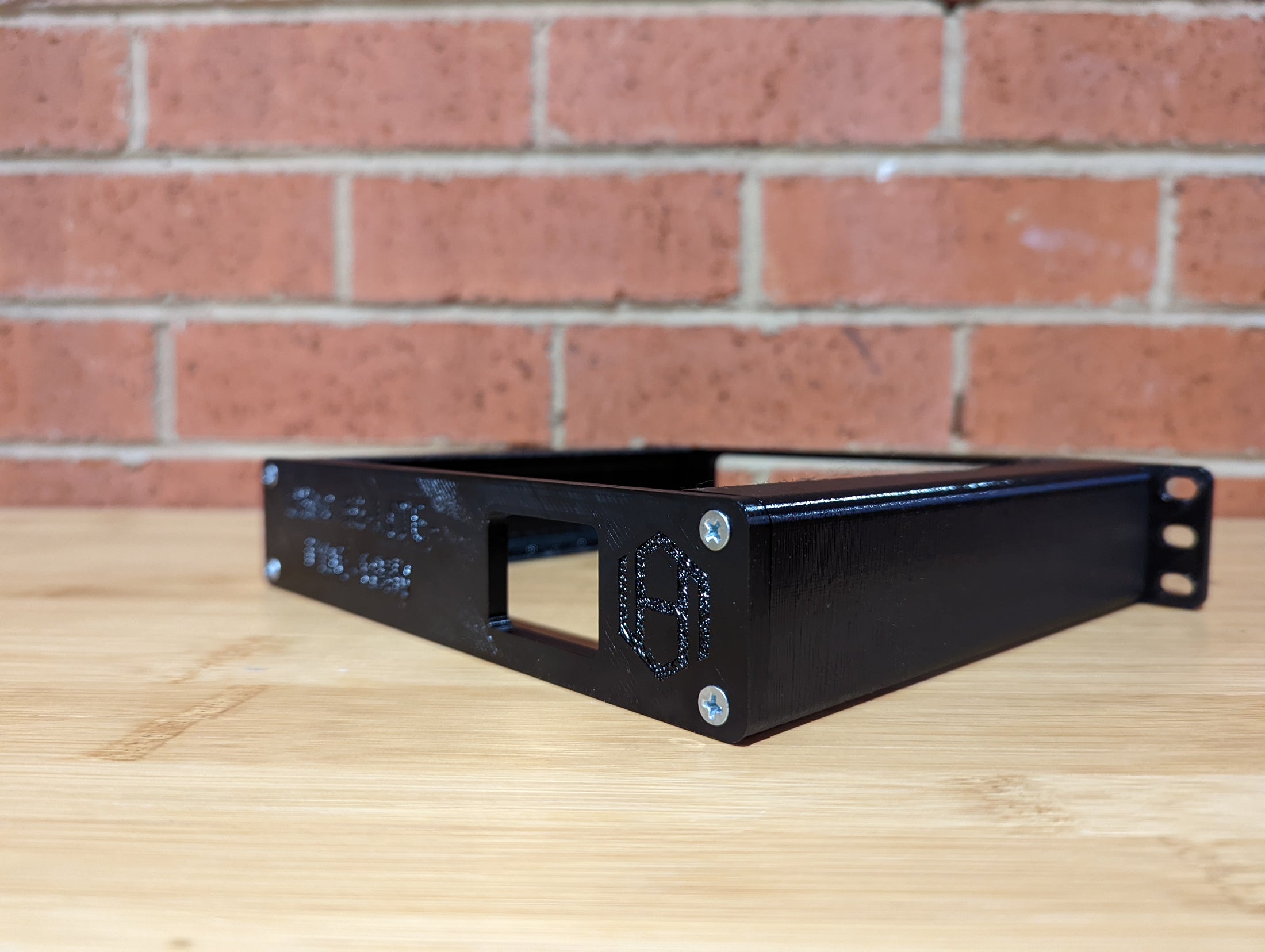 Rack mount for Ubiquiti Unifi Switch Lite 16 PoE (10-Inch) – Hive Tech ...