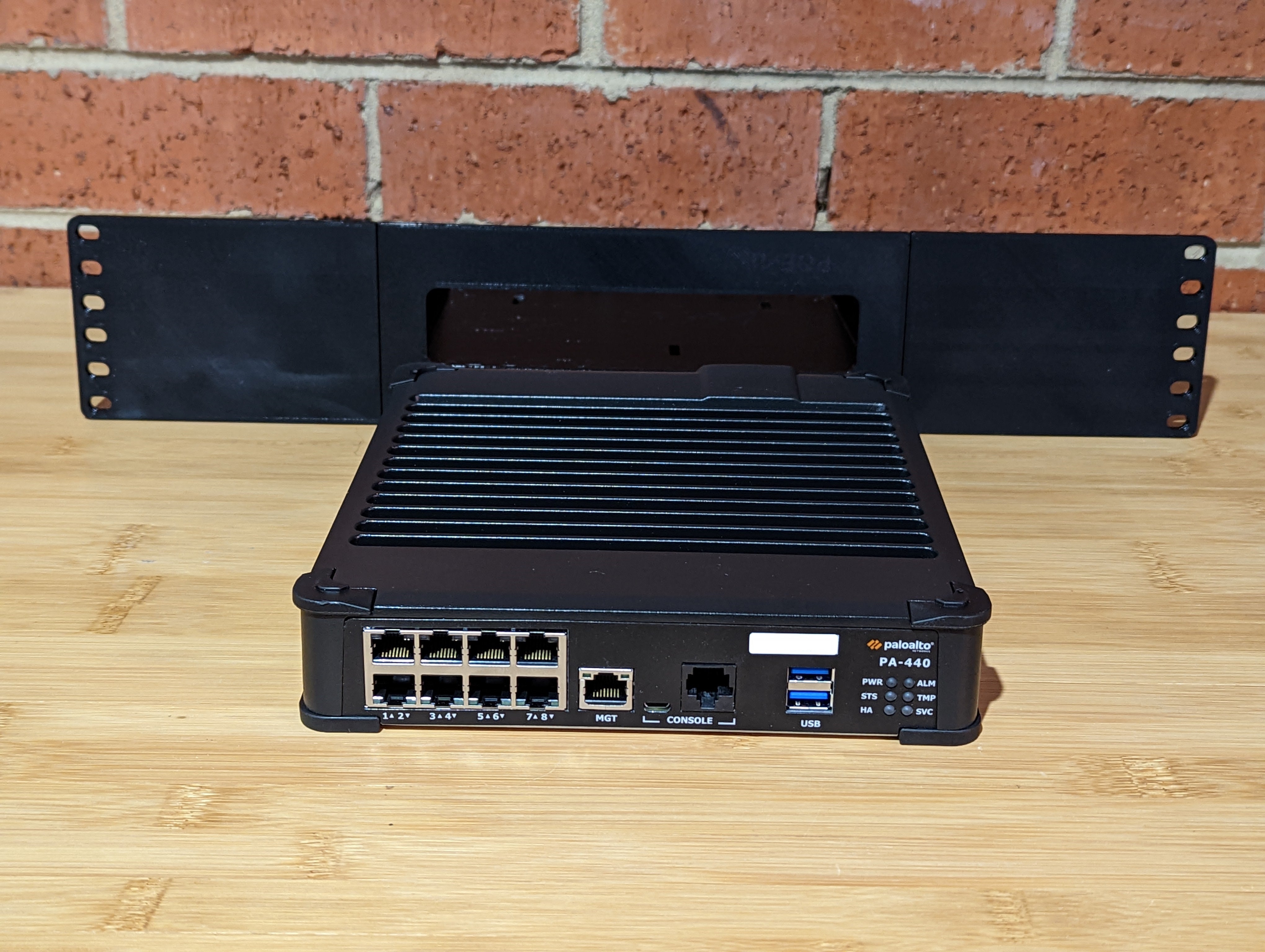 Palo Alto PA440 Center Rack Mount – Hive Tech Solutions