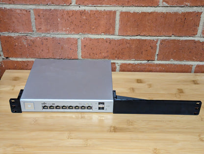 Ubiquiti Unifi Switch 8 150W Rack Mount