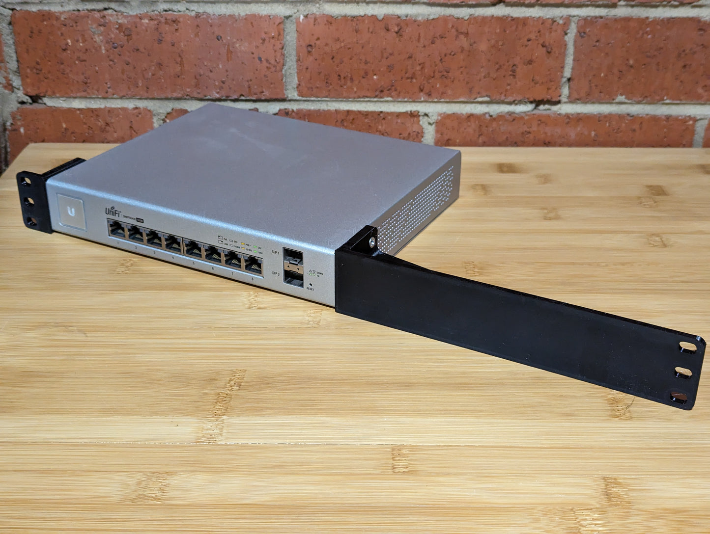 Ubiquiti Unifi Switch 8 150W Rack Mount