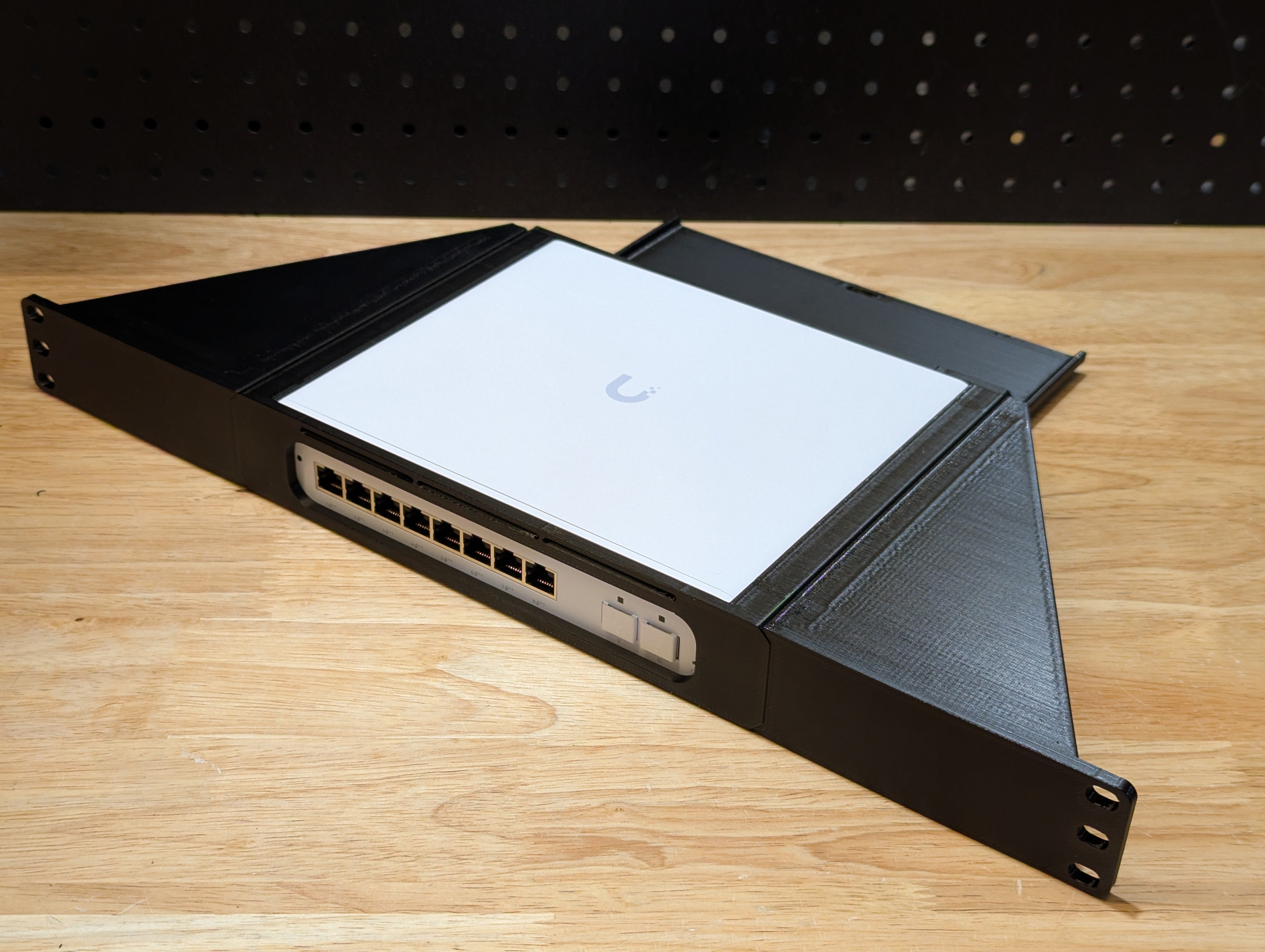 Rack mount for Ubiquiti Unifi Pro XG 8 PoE 10Gbps Switch – Hive Tech ...