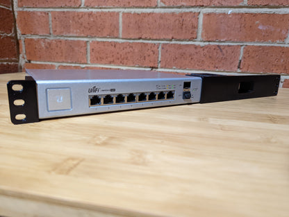 Rack mount for Unifi Switch 8 150W & Unifi Cloud Key V1